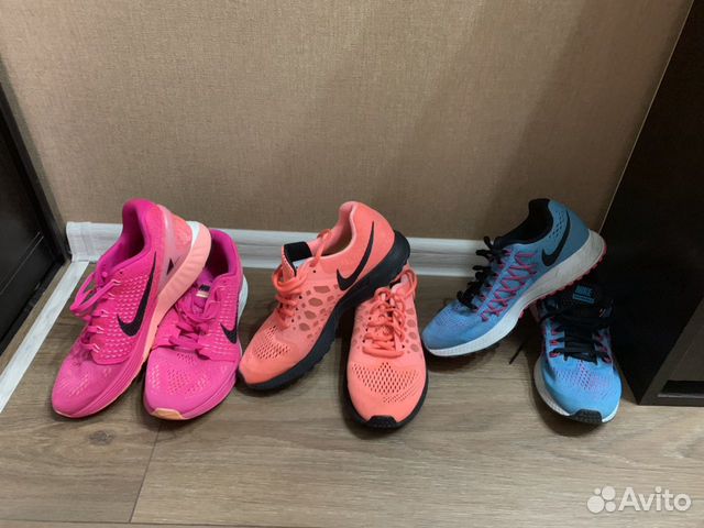 Кроссовки Nike