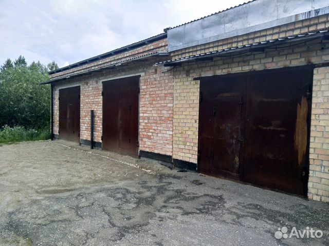 Гараж, > 30 м²
