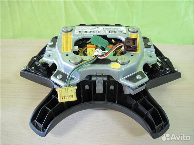 Подушка в руль Mercedes W204 Мерседес с 204 С204 а Подушка в руль Mercedes W204 Мерседес с 204 С204 а