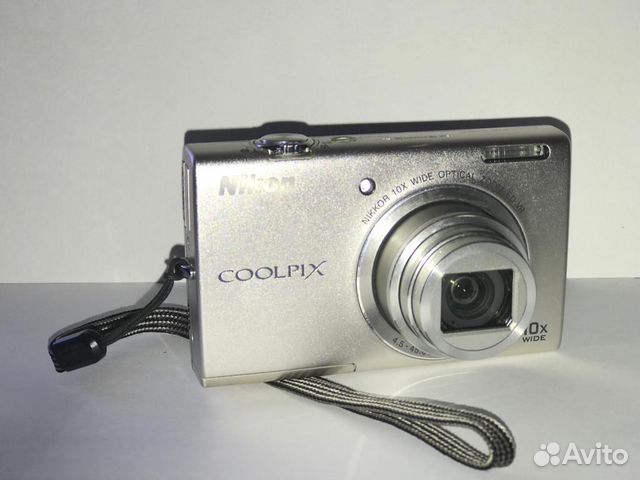 Nikon Coolpix S6200 Nikon Coolpix S6200