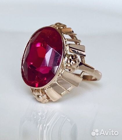 Золотое кольцо с корундом 583 проба Золотое кольцо с корундом 583 проба