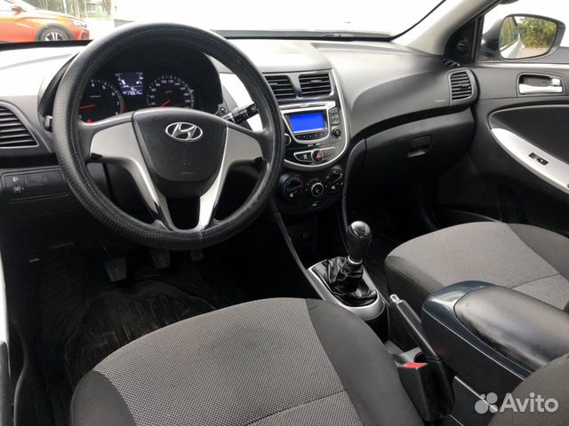 Hyundai Solaris 1.4 МТ, 2014, 180 000 км