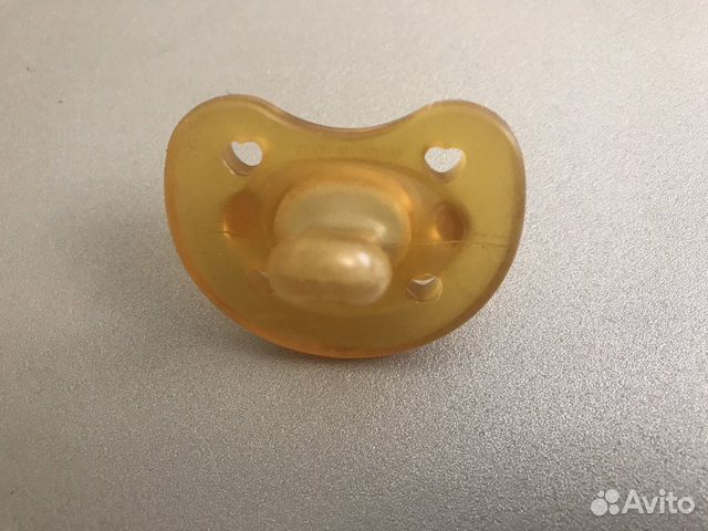 Пустышка Chicco для младенца 0-6 месяцев Пустышка Chicco для младенца 0-6 месяцев