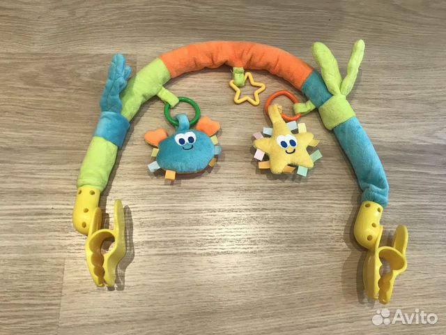 Развивающие игрушки для малышей до года