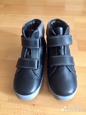 Ботинки демисезонные новые