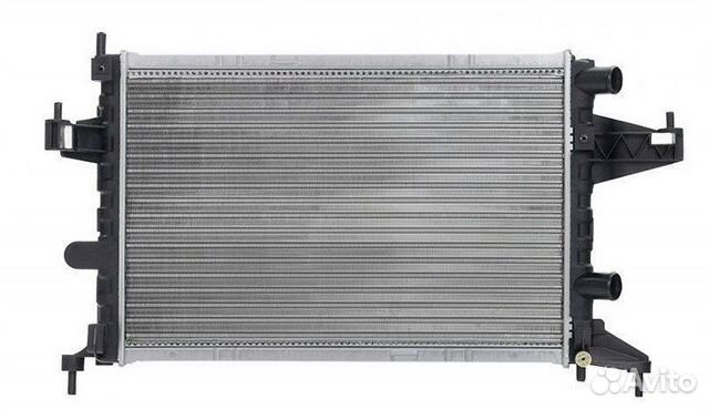Радиатор охлаждения двигателя Opel