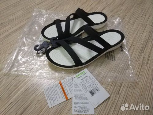 Сандали женские Crocs новые Сандали женские Crocs новые