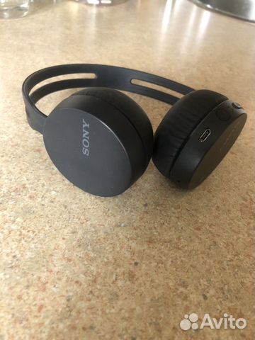 Беспроводные наушники Sony wh-ch400 Беспроводные наушники Sony wh-ch400