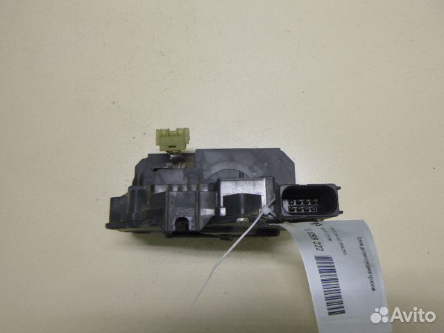Замок двери передней правой Opel Corsa D Замок двери передней правой Opel Corsa D