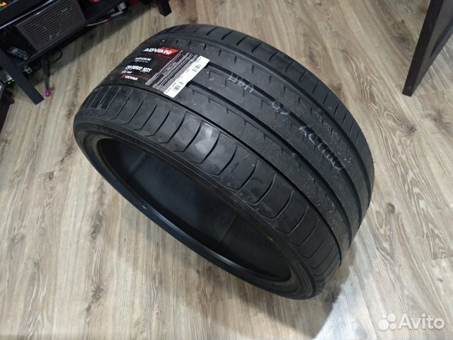 295/30R22 шины новые Yokohama Advan Sport V105 T