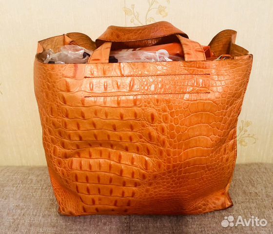 Сумка кожаная фирмы Furla, оригинал, Италия Сумка кожаная фирмы Furla, оригинал, Италия