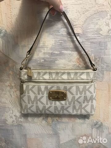 Michael kors Large Logo Wristlet Michael kors Large Logo Wristlet