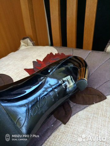 Новые туфли Roger Vivier оригинал, 39 Новые туфли Roger Vivier оригинал, 39