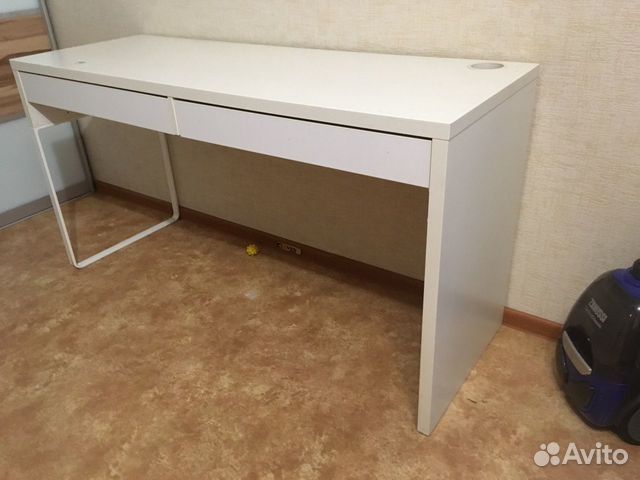 Стол