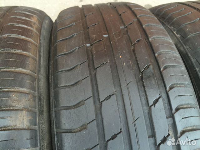 225 60 16 Nokian Hakka Blue 4шт 225 60 16 Nokian Hakka Blue 4шт