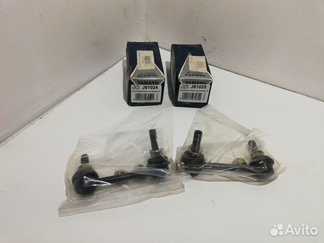 Новый комплект передних стоек стабилизатора Nissan Новый комплект передних стоек стабилизатора Nissan
