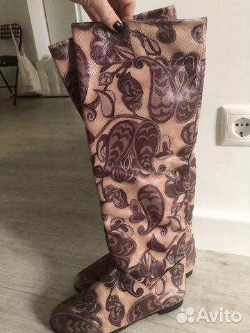 Высокие сапоги из натуральной кожи