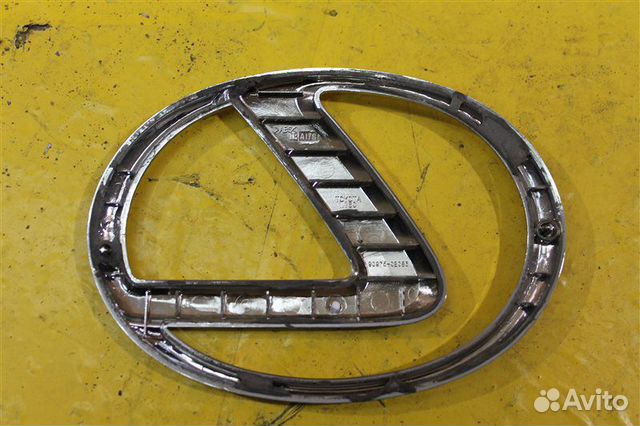 Эмблема Lexus Lx 3 2008-2012