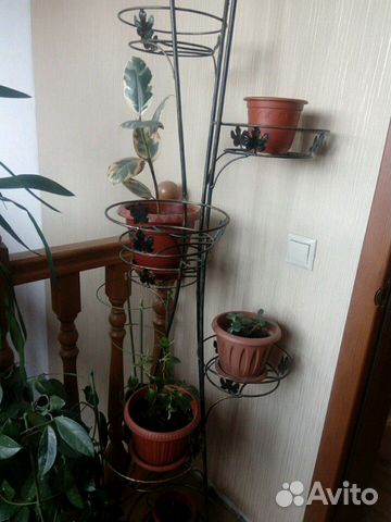 Подставка для цветов Подставка для цветов