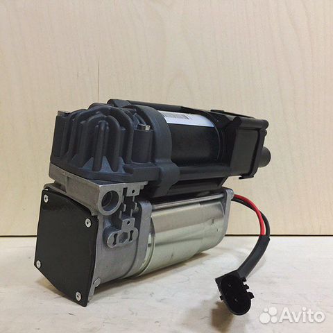 Компрессор пневмоподвески BMW X5 (F15) / X6 (F16) Компрессор пневмоподвески BMW X5 (F15) / X6 (F16)