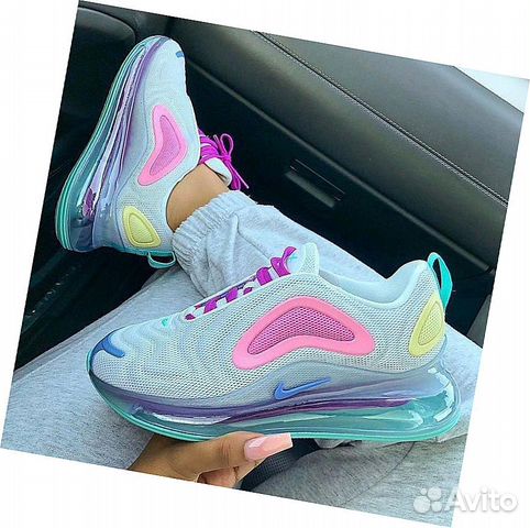 Кроссовки Nike Air Max 720 Кроссовки Nike Air Max 720
