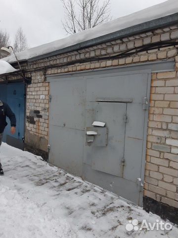 Гараж, > 30 м² Гараж, > 30 м²