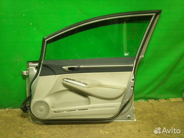 Дверь передняя правая Honda Civic 4D 2006-2011 Дверь передняя правая Honda Civic 4D 2006-2011