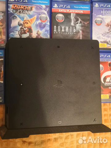 Sony Ps4 slim 1 tb + 2-й джойстик + игры Sony Ps4 slim 1 tb + 2-й джойстик + игры