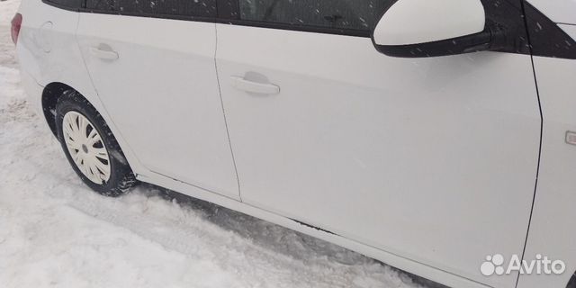 Комплект правых дверей Chevrolet Cruze 1.8л Комплект правых дверей Chevrolet Cruze 1.8л