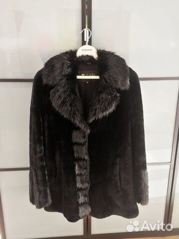 Шуба мутон + бобёр, размер 44 Шуба мутон + бобёр, размер 44