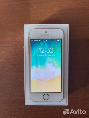 Телефон iPhone