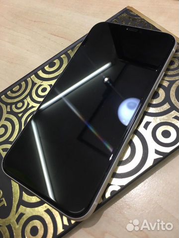 Телефон iPhone 11 64 gb Телефон iPhone 11 64 gb