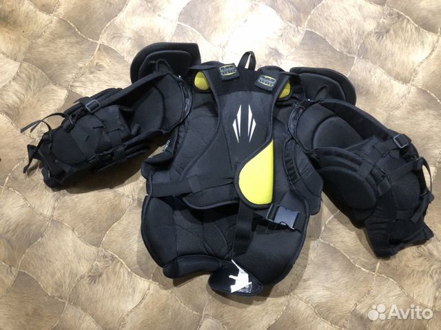Хоккейная форма. Bauer Supreme S27 Хоккейная форма. Bauer Supreme S27