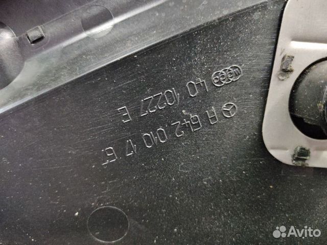 Крышка двигателя Mercedes W211 Cdi E211 OM642.920 Крышка двигателя Mercedes W211 Cdi E211 OM642.920