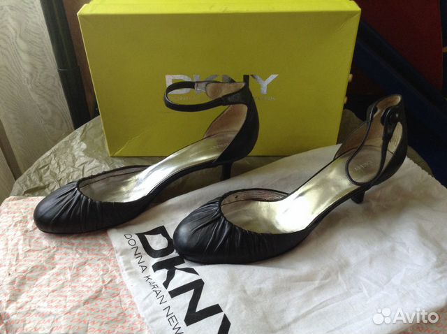 Туфли босоножки dkny кожа ориг Италия 38 устойчивы Туфли босоножки dkny кожа ориг Италия 38 устойчивы