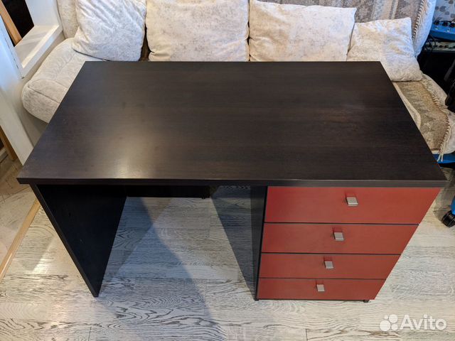 Стол с выдвижными ящиками. Венге. Древесина Стол с выдвижными ящиками. Венге. Древесина