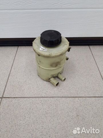 Бачек гура Рено Логан Сандеро