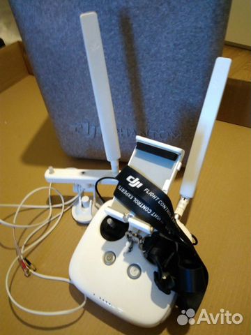 Квадрокоптер DJI Phantom 4 Pro + аксессуары