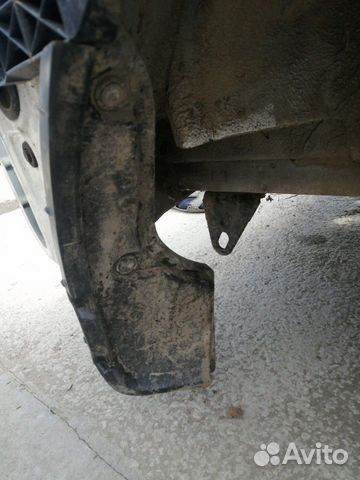 Задний правый брызговик локер Toyota Raum ncz20