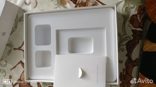 Коробка iPad new 64gb+cell Коробка iPad new 64gb+cell
