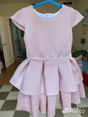 Платье нарядное из неопрена 3-4 года Платье нарядное из неопрена 3-4 года