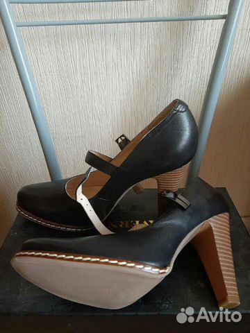 Новые туфли кожаные Новые туфли кожаные