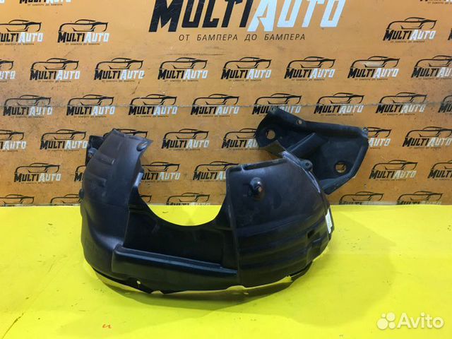 Подкрылок передний правый Toyota Highlander 3 XU50