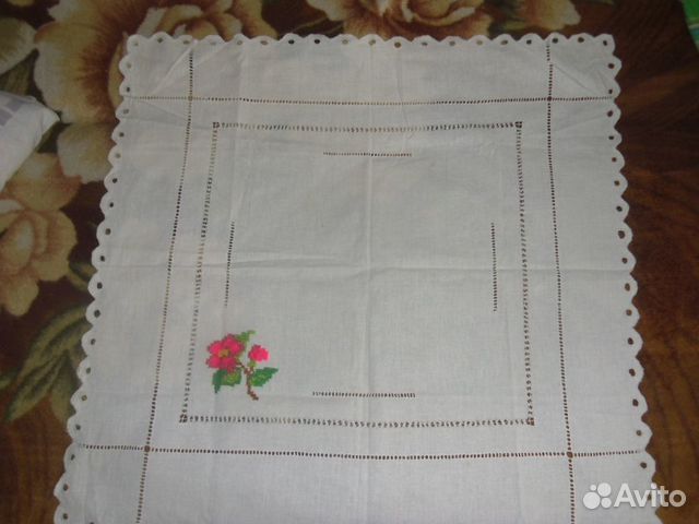 Салфетка с вышивкой Салфетка с вышивкой