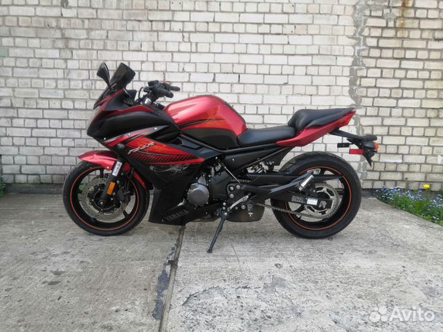 Yamah FZ6R 2011 год