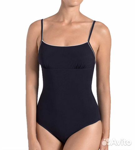 Слитный купальник Sloggi by Triumph, новый, 38 р Слитный купальник Sloggi by Triumph, новый, 38 р