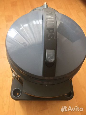 Пылесос Philips Triathlon 1400 Пылесос Philips Triathlon 1400