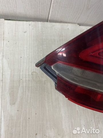 Mercedes w205 фонарь правый дефект Mercedes w205 фонарь правый дефект