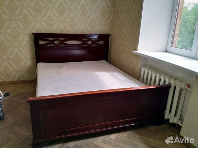 Кровать Кровать