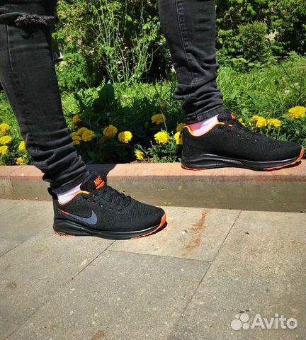 Кроссовки Nike